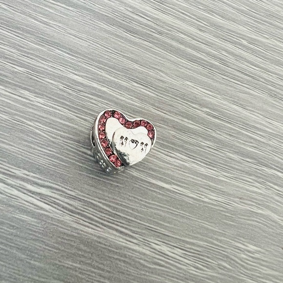 Paved Pink crystals & Silver plated heart MOM bracelet charm - Picture 2 of 5
